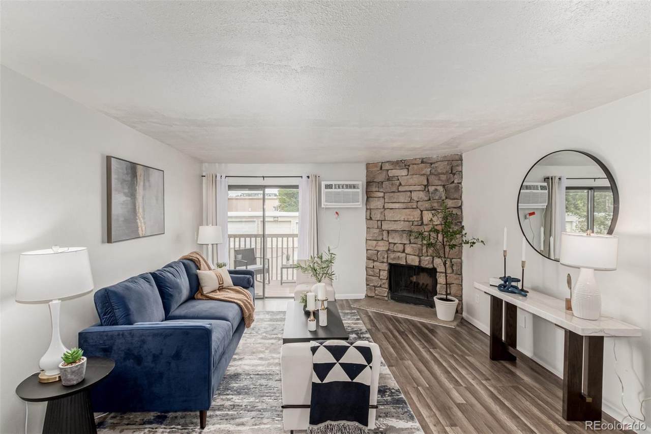 381 Ames Street - Photo 1