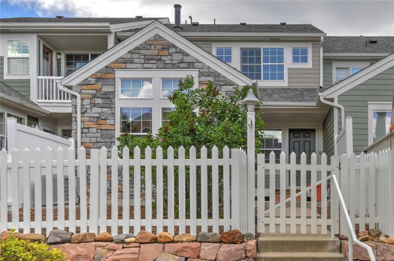4914 Prebles Place - Photo 1