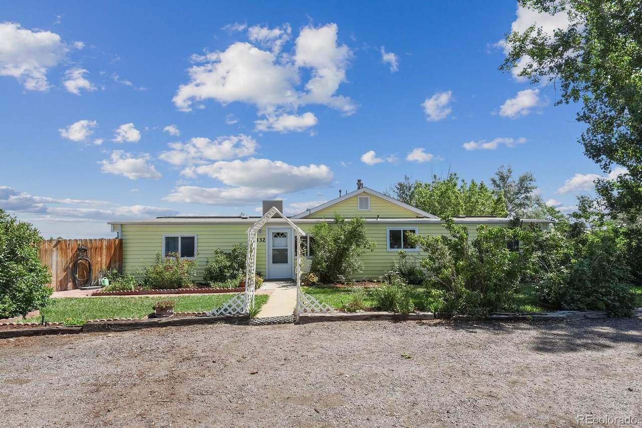 332 Lilac Circle - Photo 1
