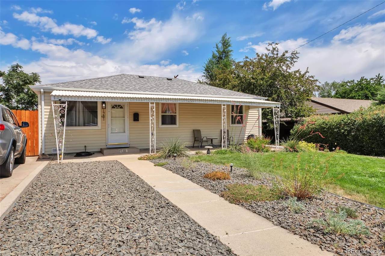 1781 Rowena. Street - Photo 1