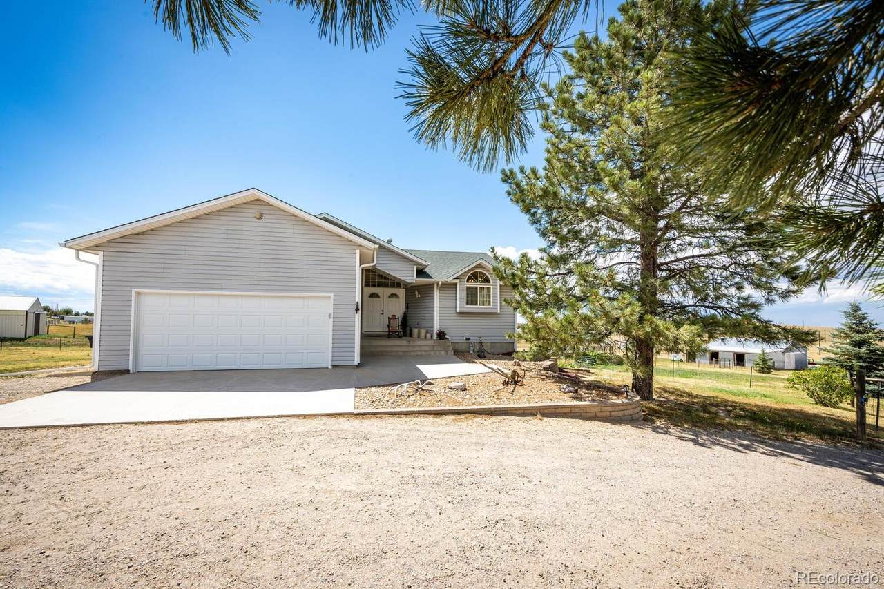 44530 Overland Trail - Photo 1