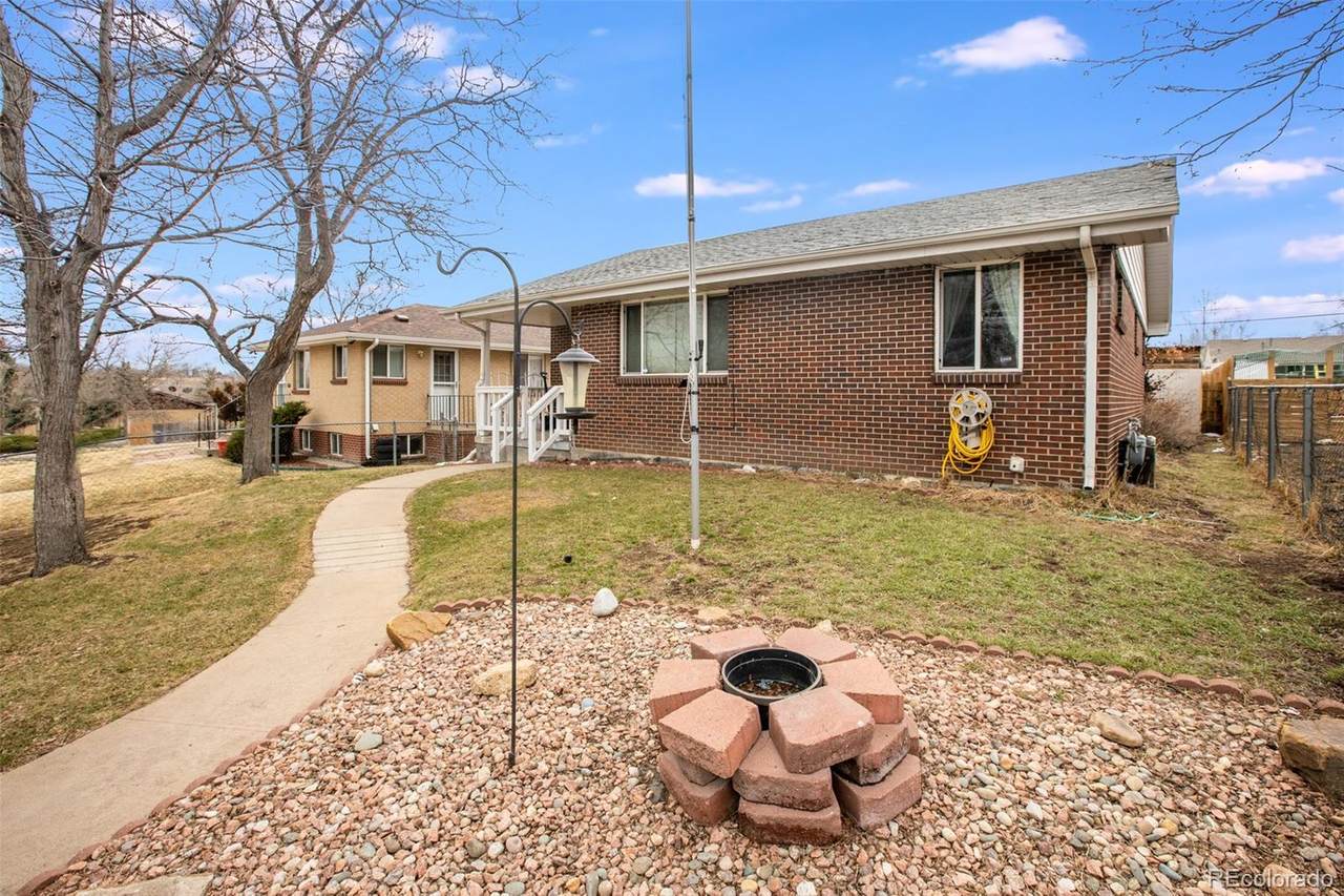 909 Wolff Street - Photo 1