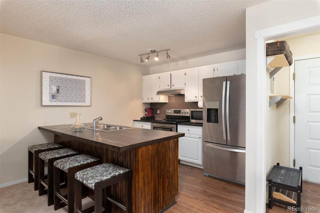 520 Kings Crossing Road - Photo 1