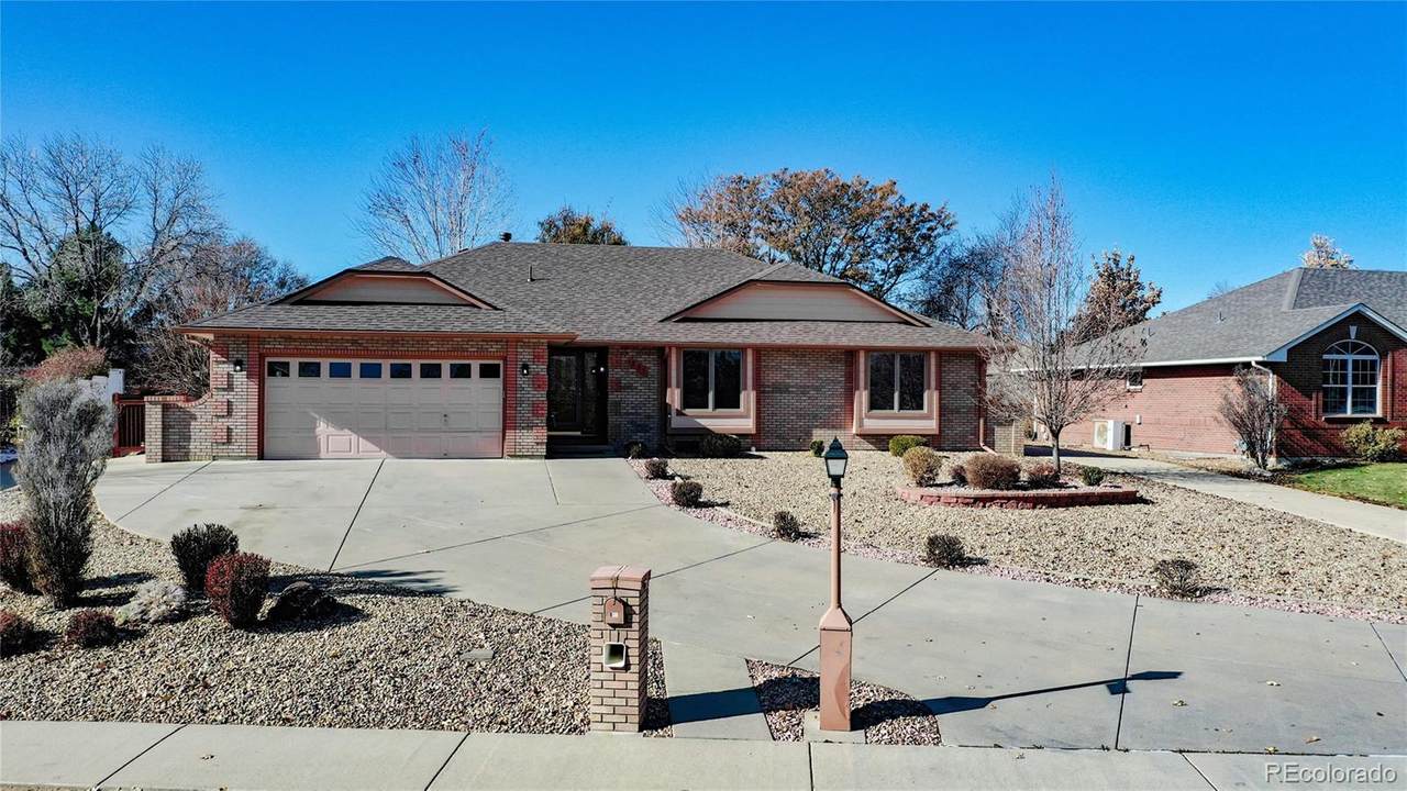 801 Hays Circle - Photo 1