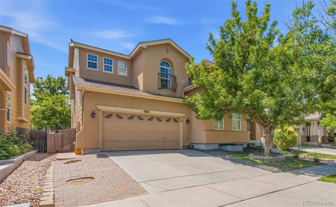 9618 113th Avenue - Photo 1