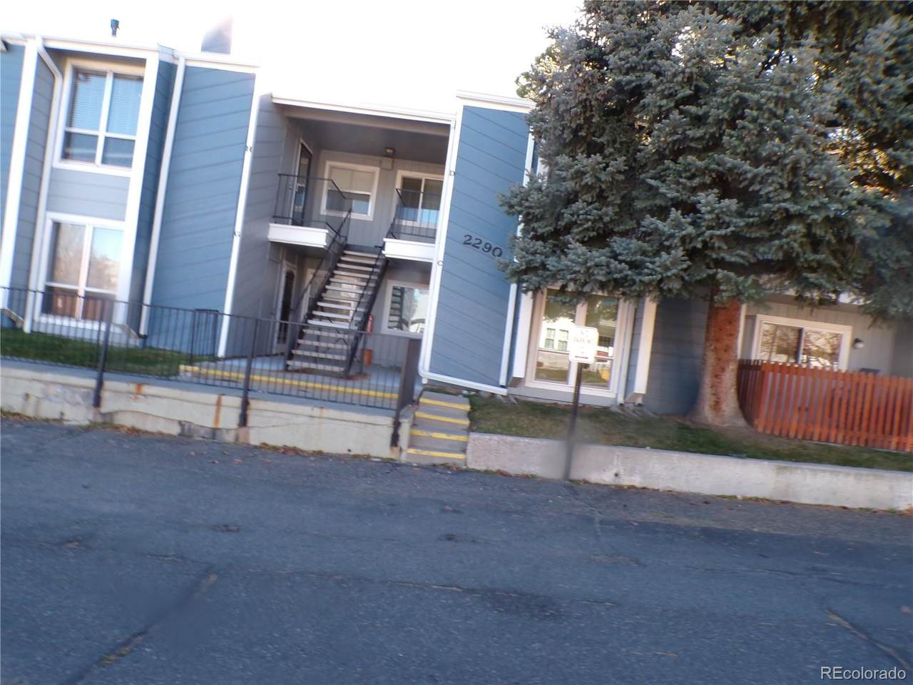 2290 Fremont Avenue - Photo 1