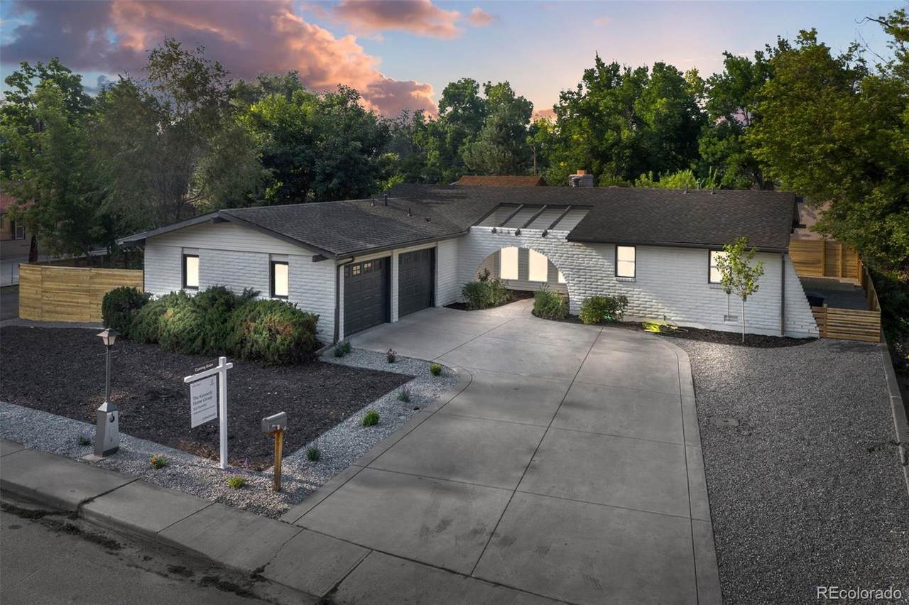 1112 15th Avenue - Photo 1