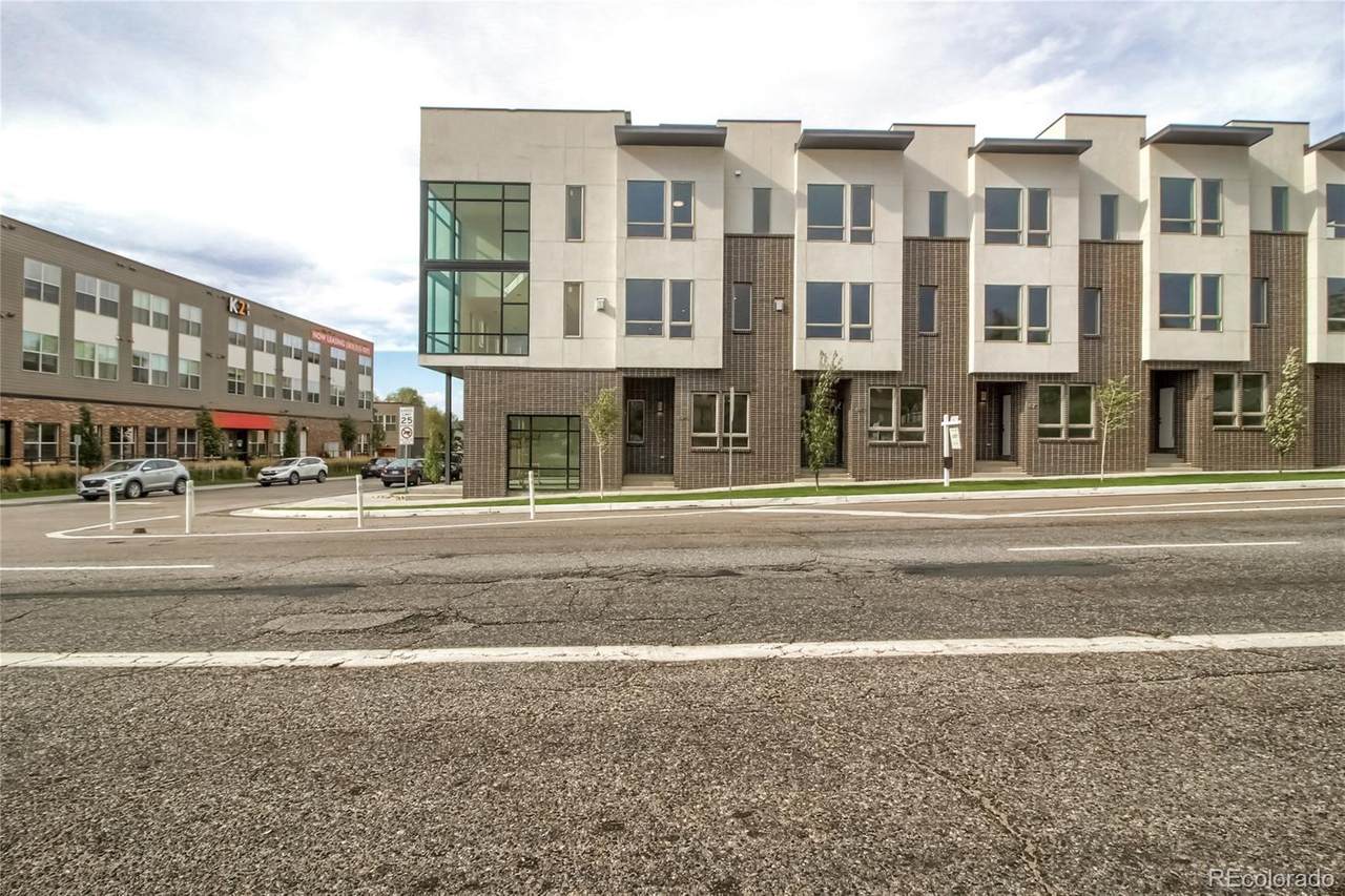 695 Evans Avenue - Photo 1