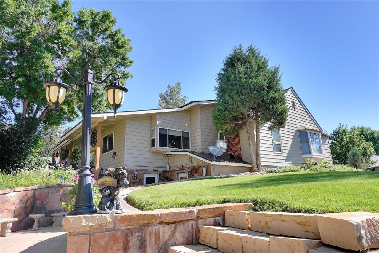 789 8th Street - Photo 1