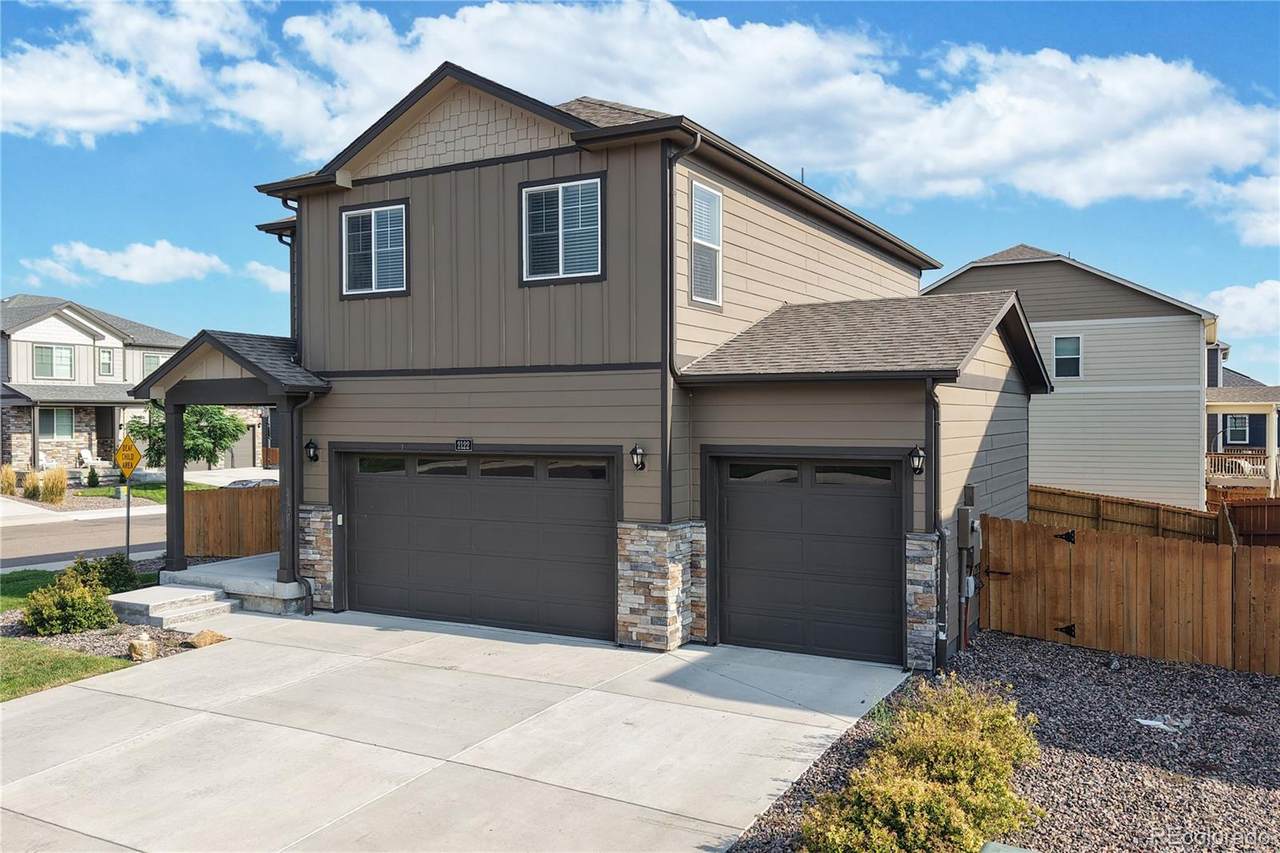 2122 Pineywoods Street - Photo 1