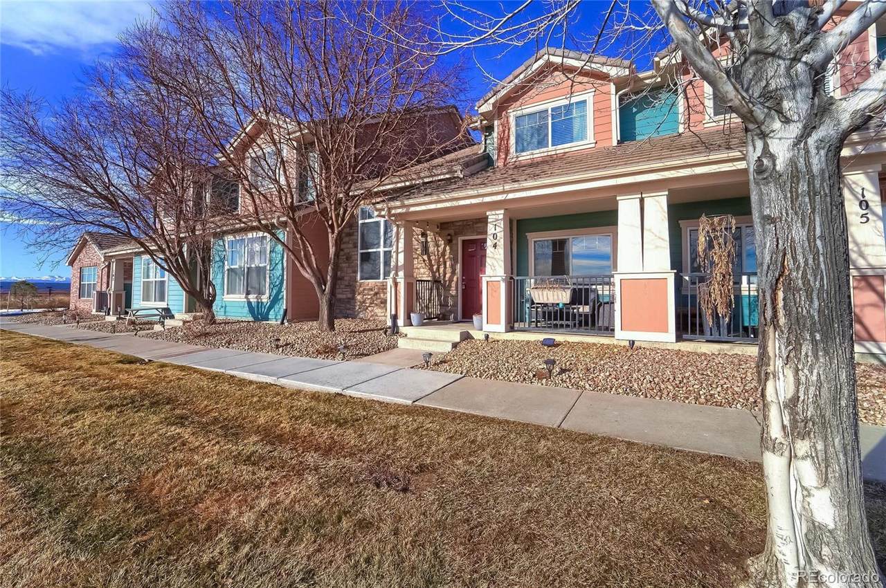 10425 Paris Street - Photo 1