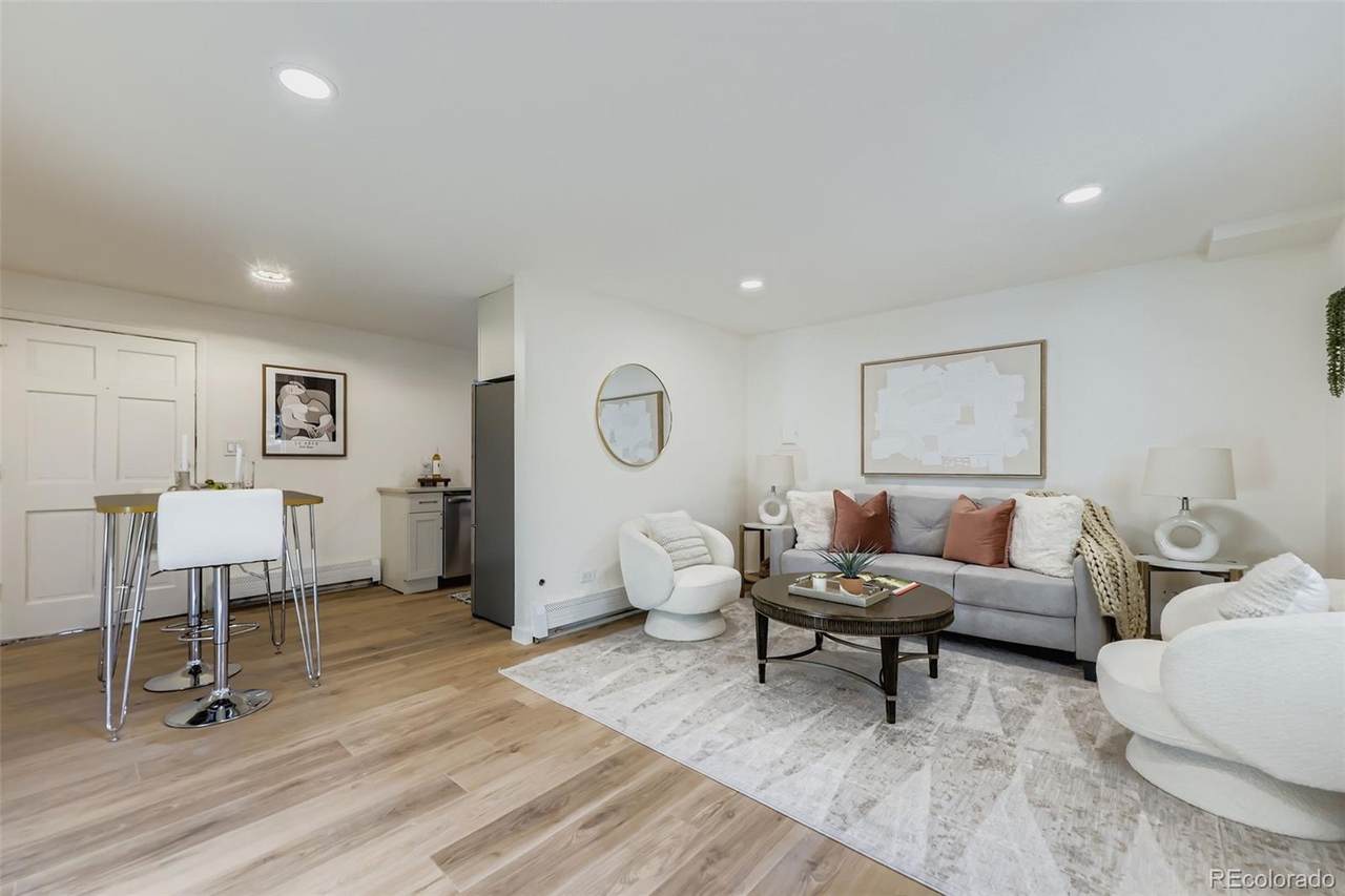 1525 Holly Street - Photo 1