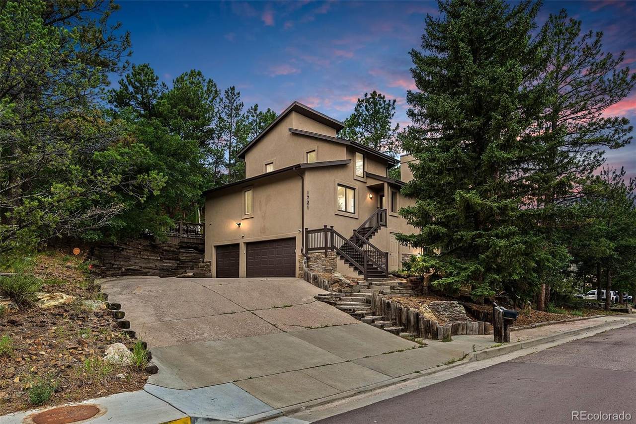 1721 Vickers Drive - Photo 1