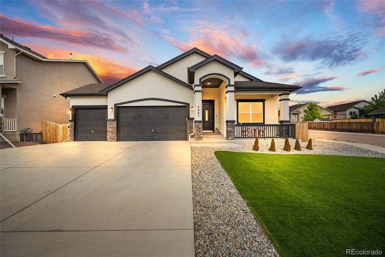 7087 Bigtooth Maple Drive - Photo 1