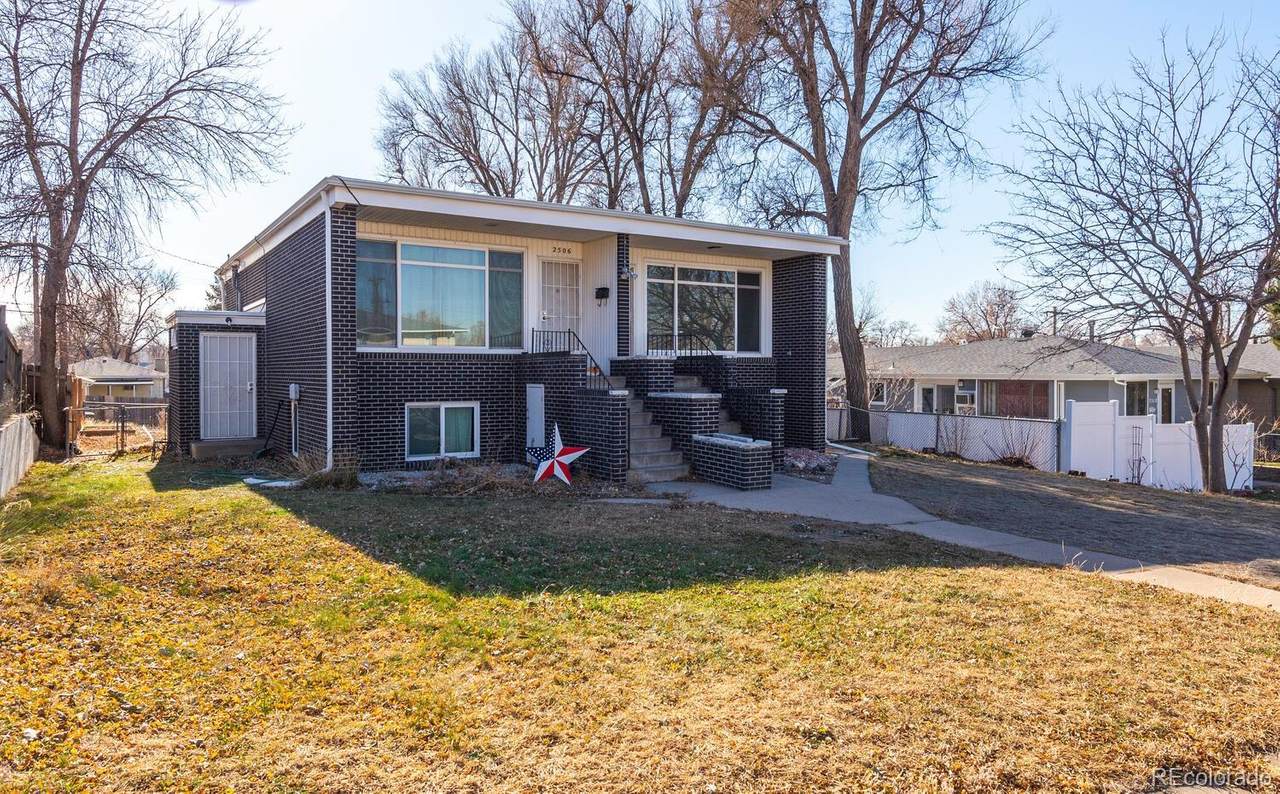 2506 7th Street - Photo 1