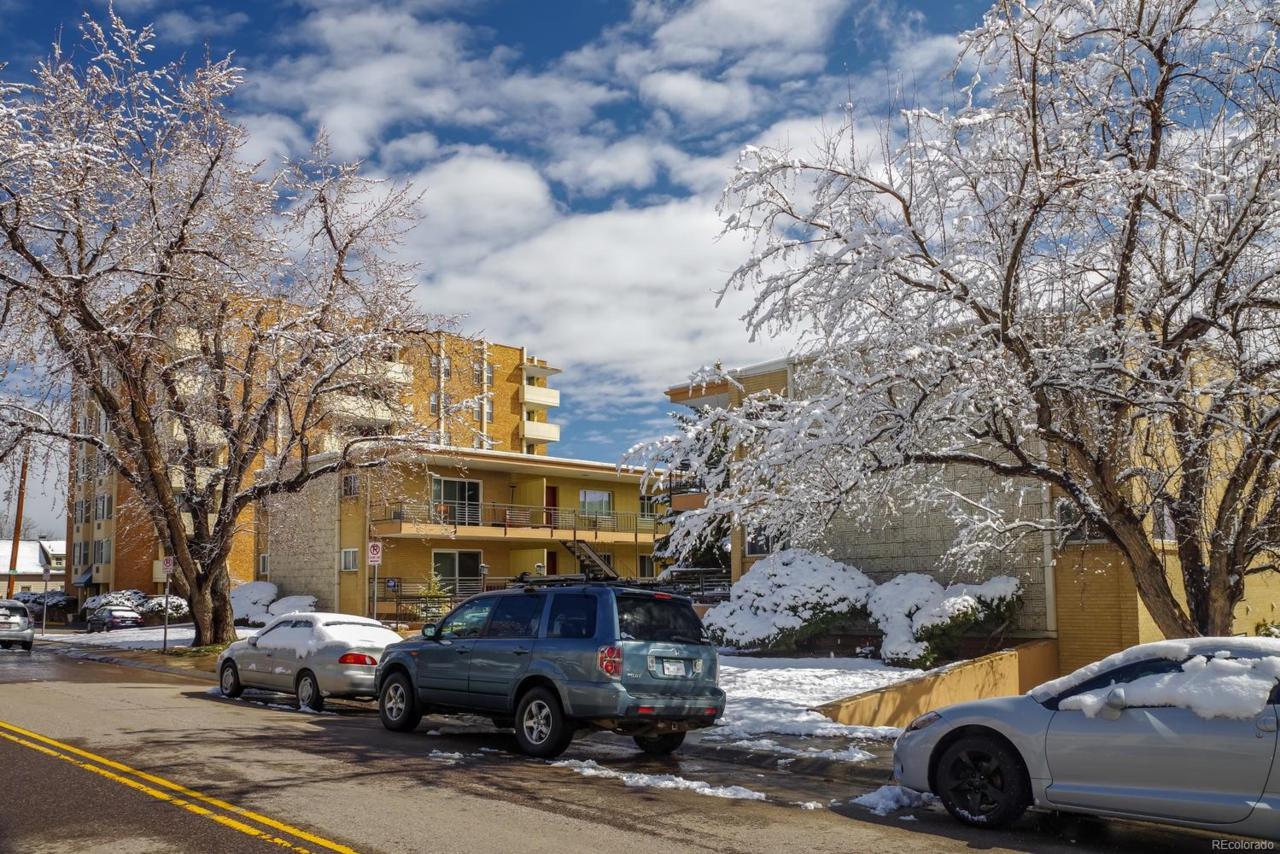 830 20th Street - Photo 1