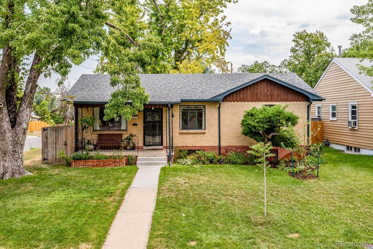 1370 Valentia Street - Photo 1
