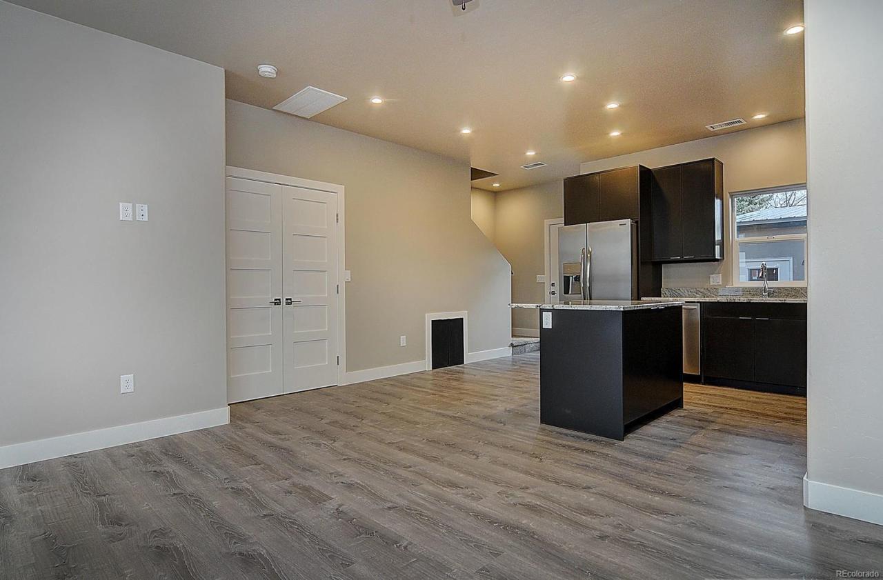 2114 Emma Lane - Photo 1