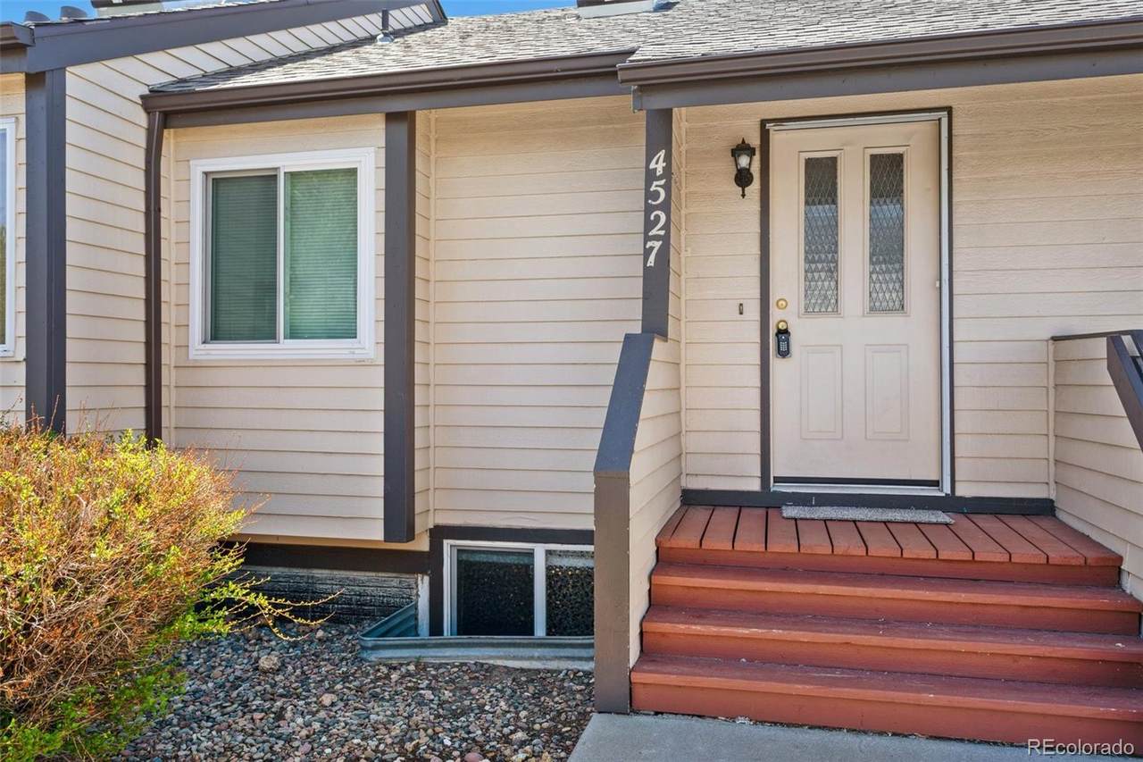 4527 Lamplighter Circle - Photo 1