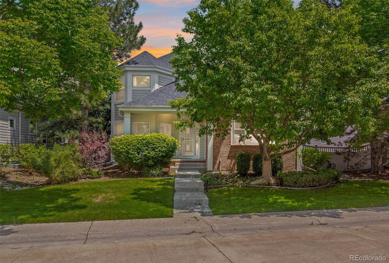 1011 Valentia Street - Photo 1