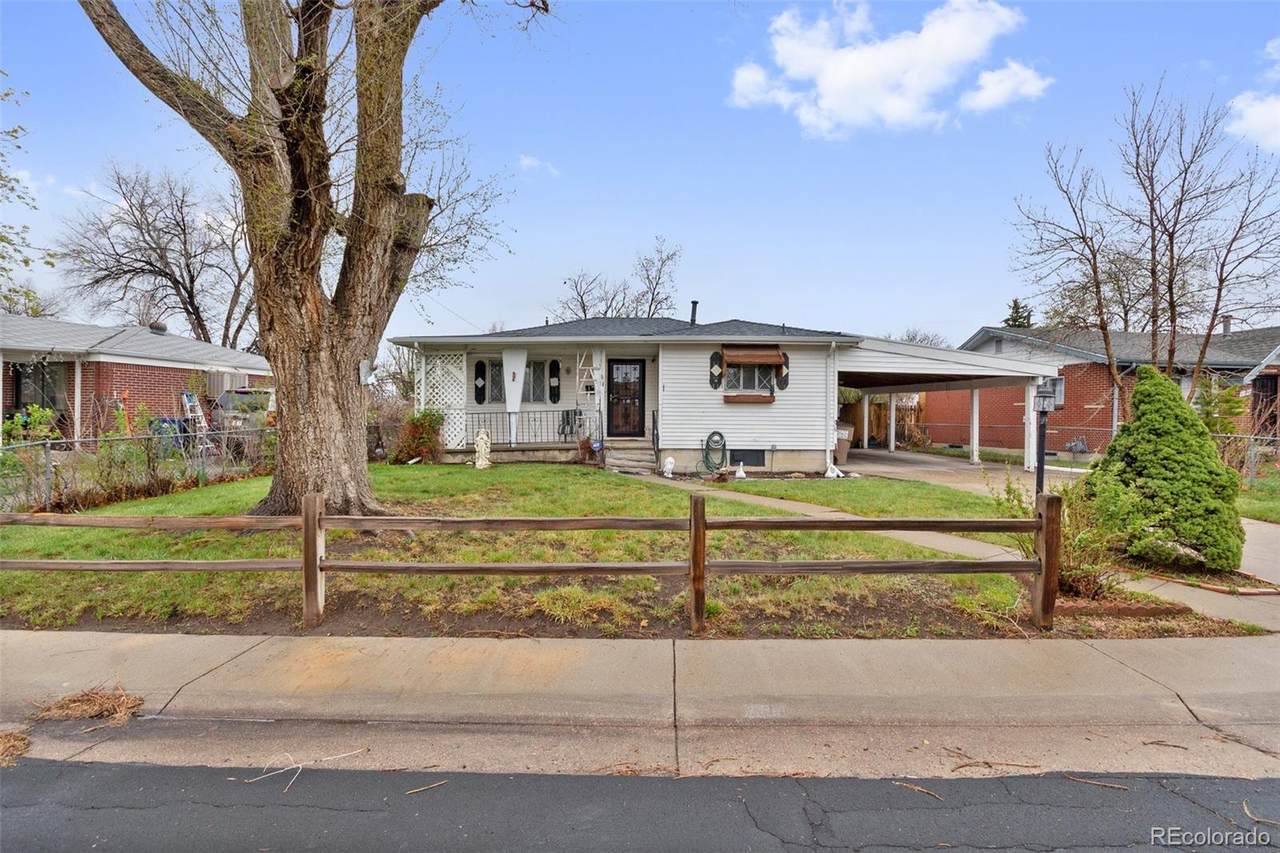 8850 Hunter Way - Photo 1