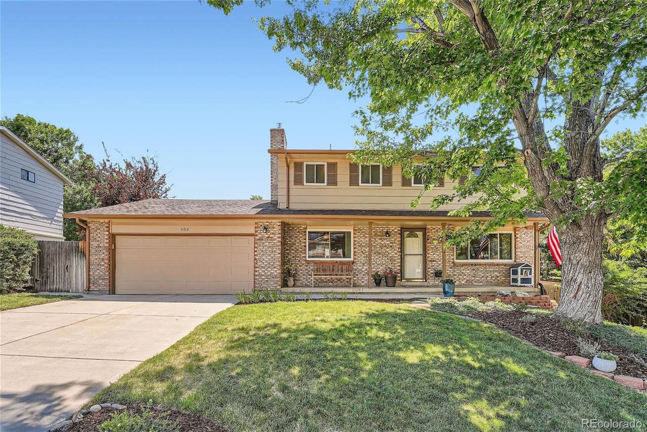 909 Mercury Circle - Photo 1