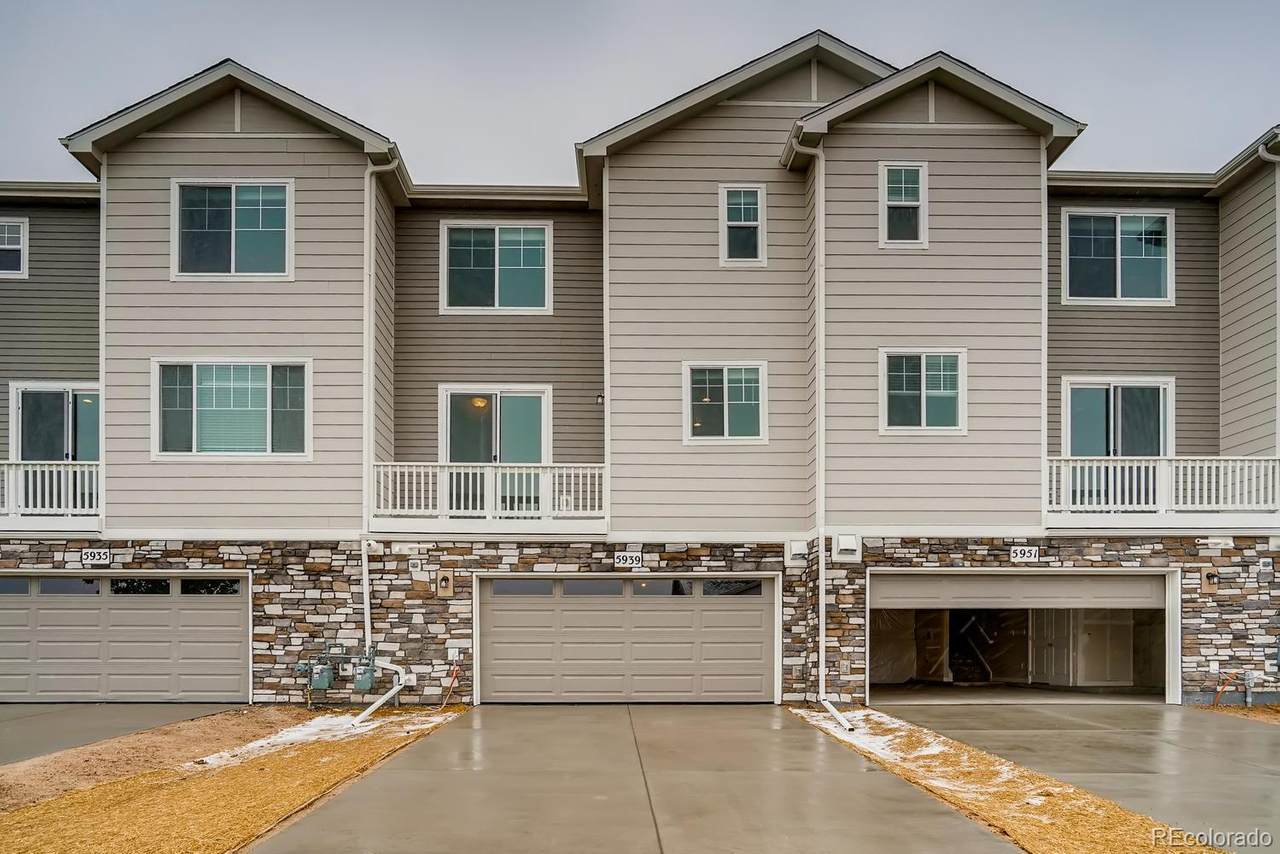 5552 Canyon View Drive - Photo 1
