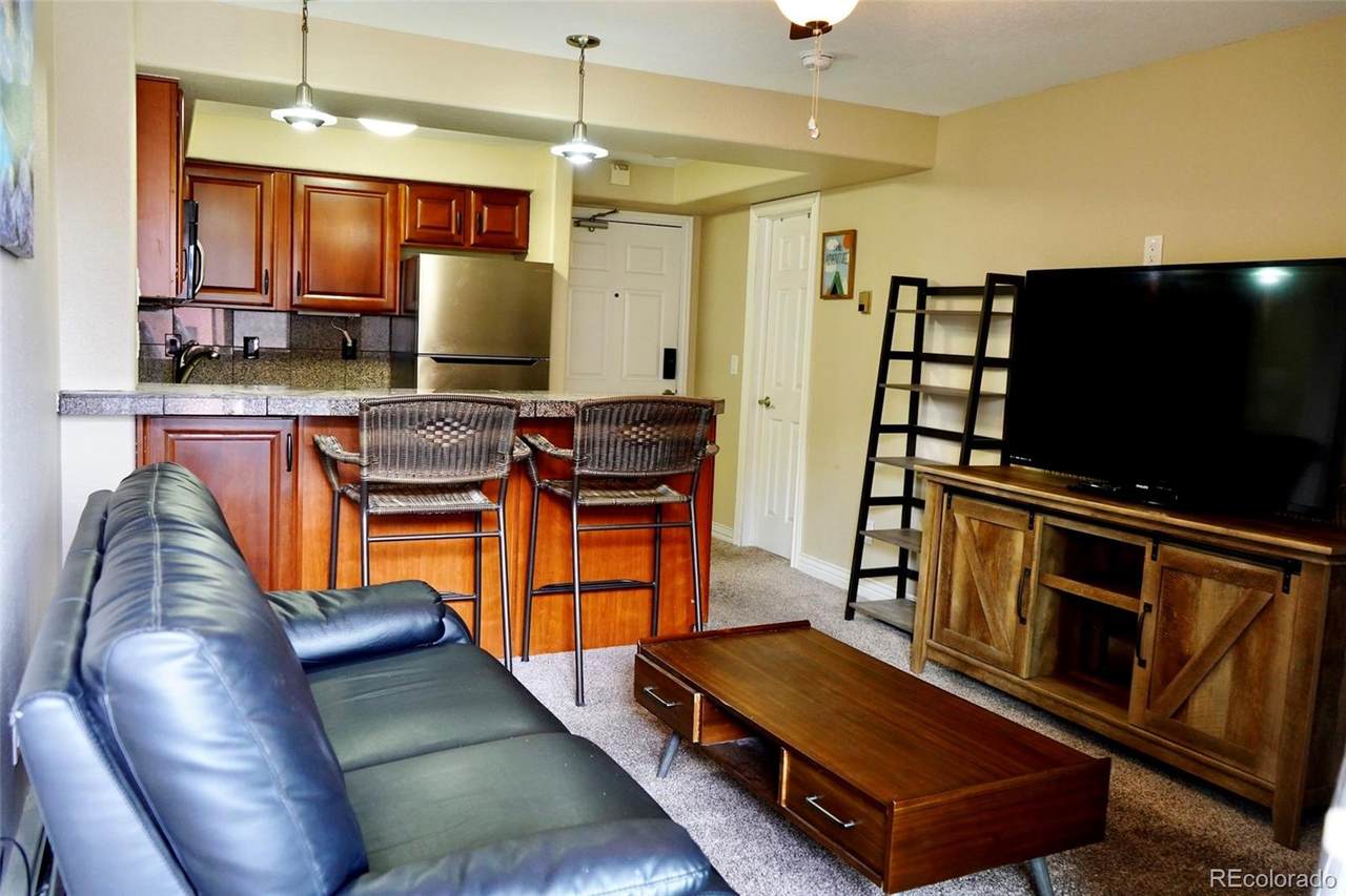 1833 Williams Street - Photo 1