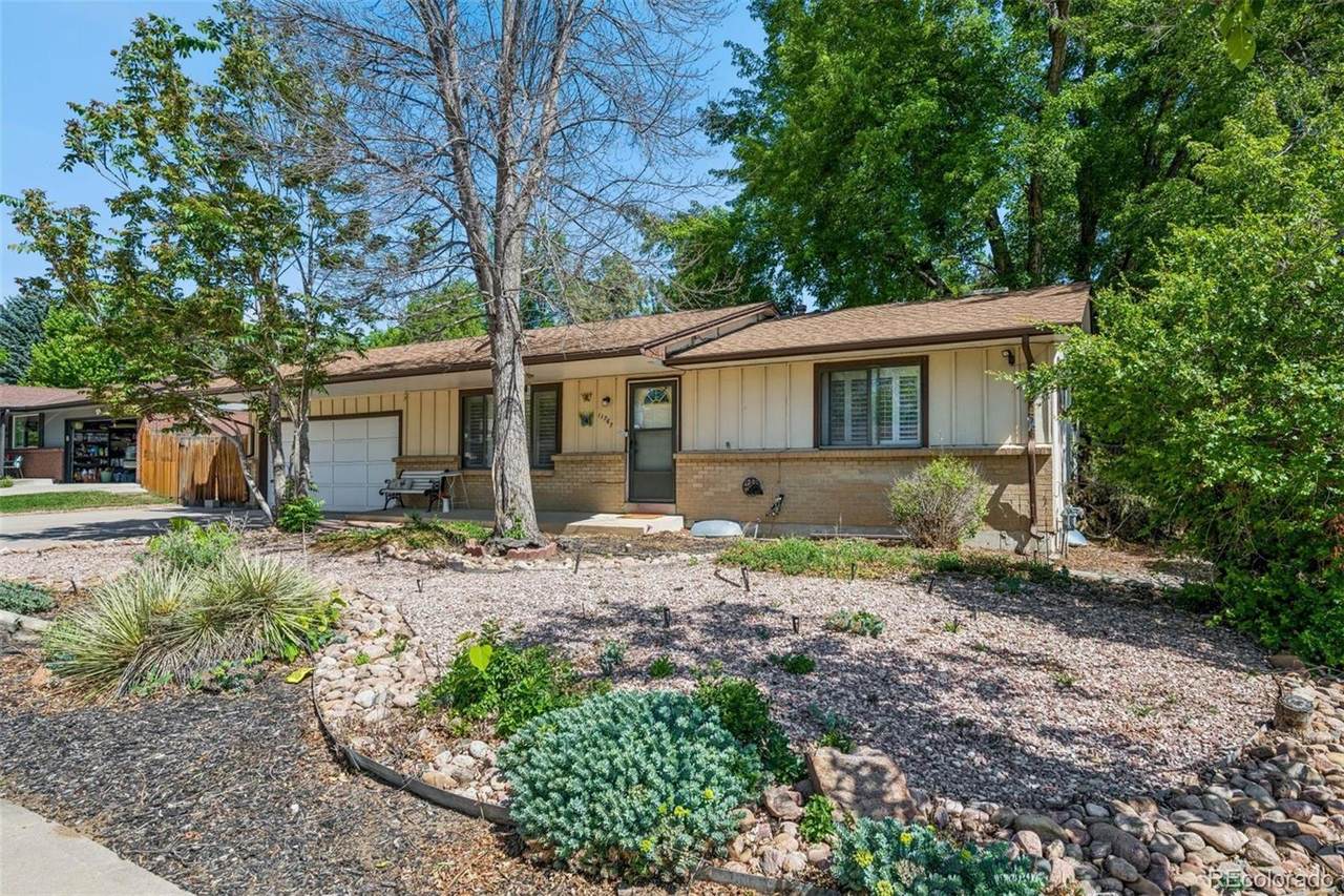 11767 65th Circle - Photo 1