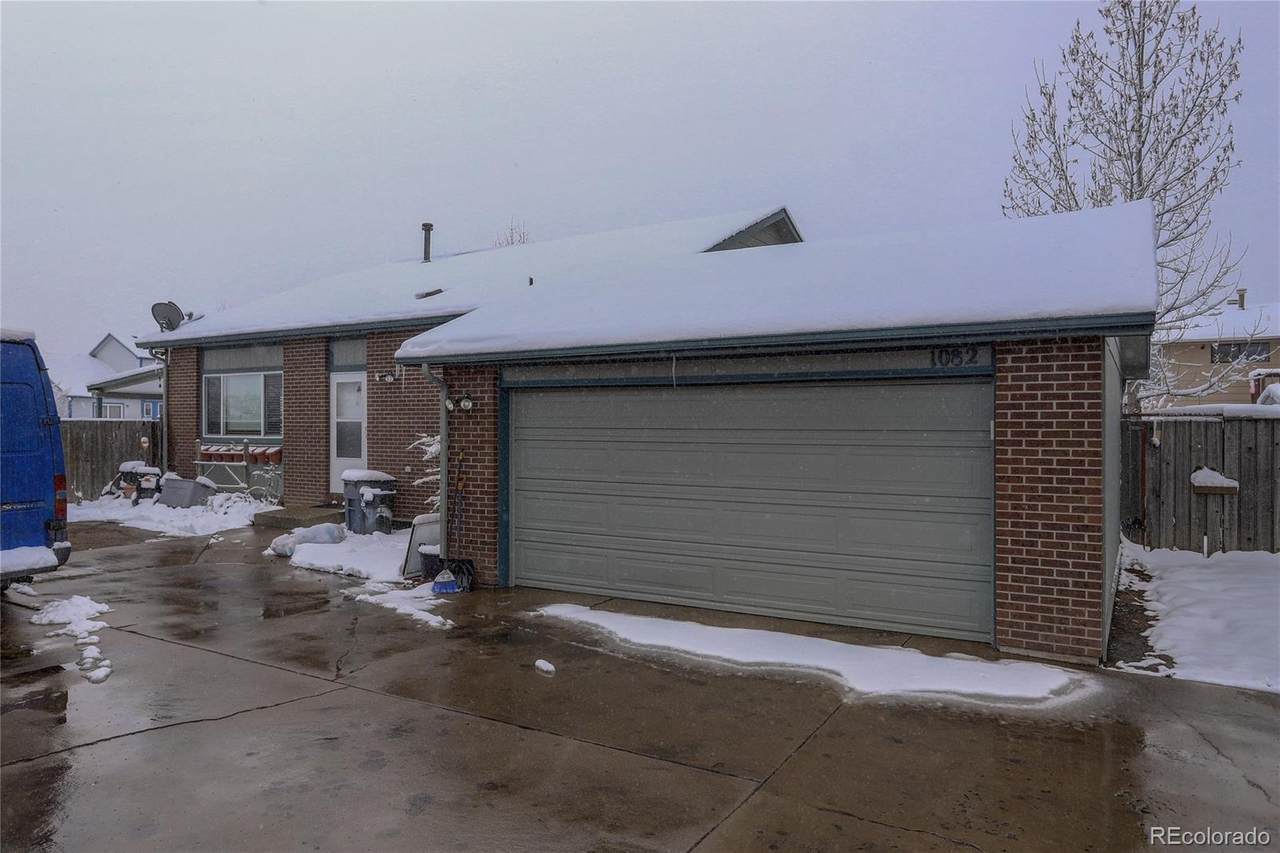 1082 Midland Street - Photo 1
