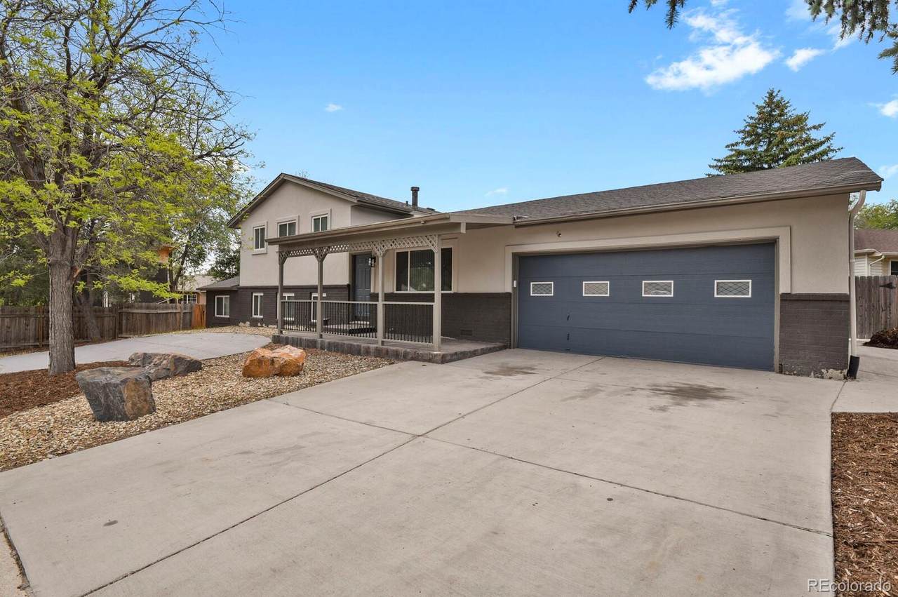 256 Murray Boulevard - Photo 1