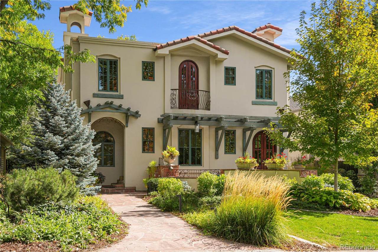 2340 Cook Street - Photo 1