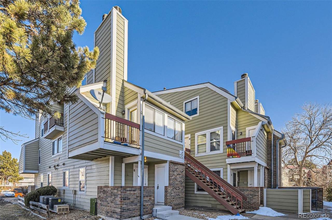 932 Dearborn - Photo 1