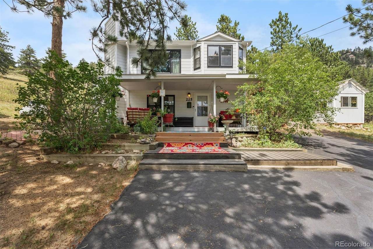 225 Hell Canyon Road - Photo 1