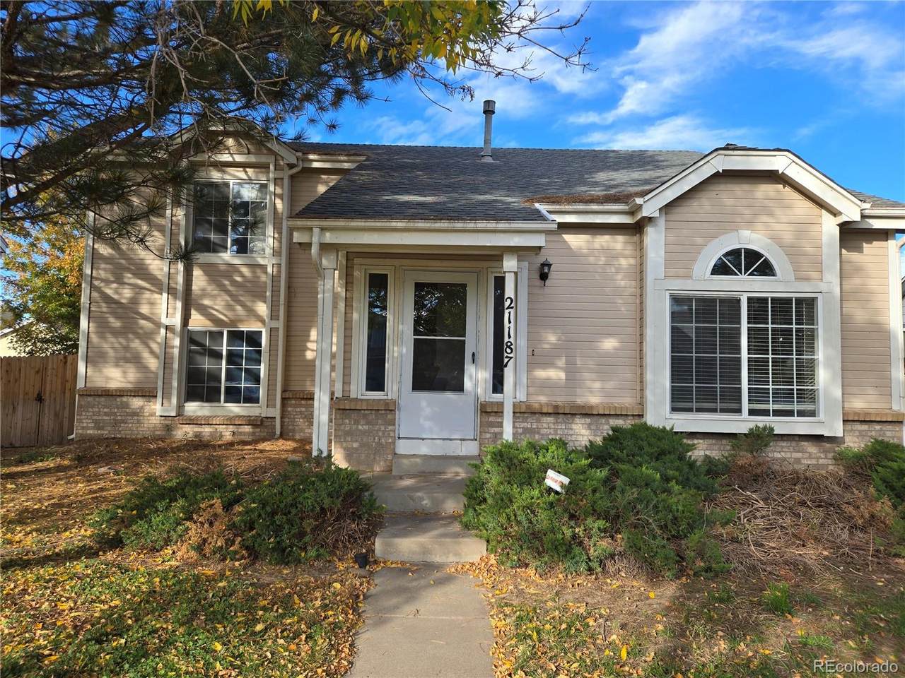 21187 42nd Avenue - Photo 1