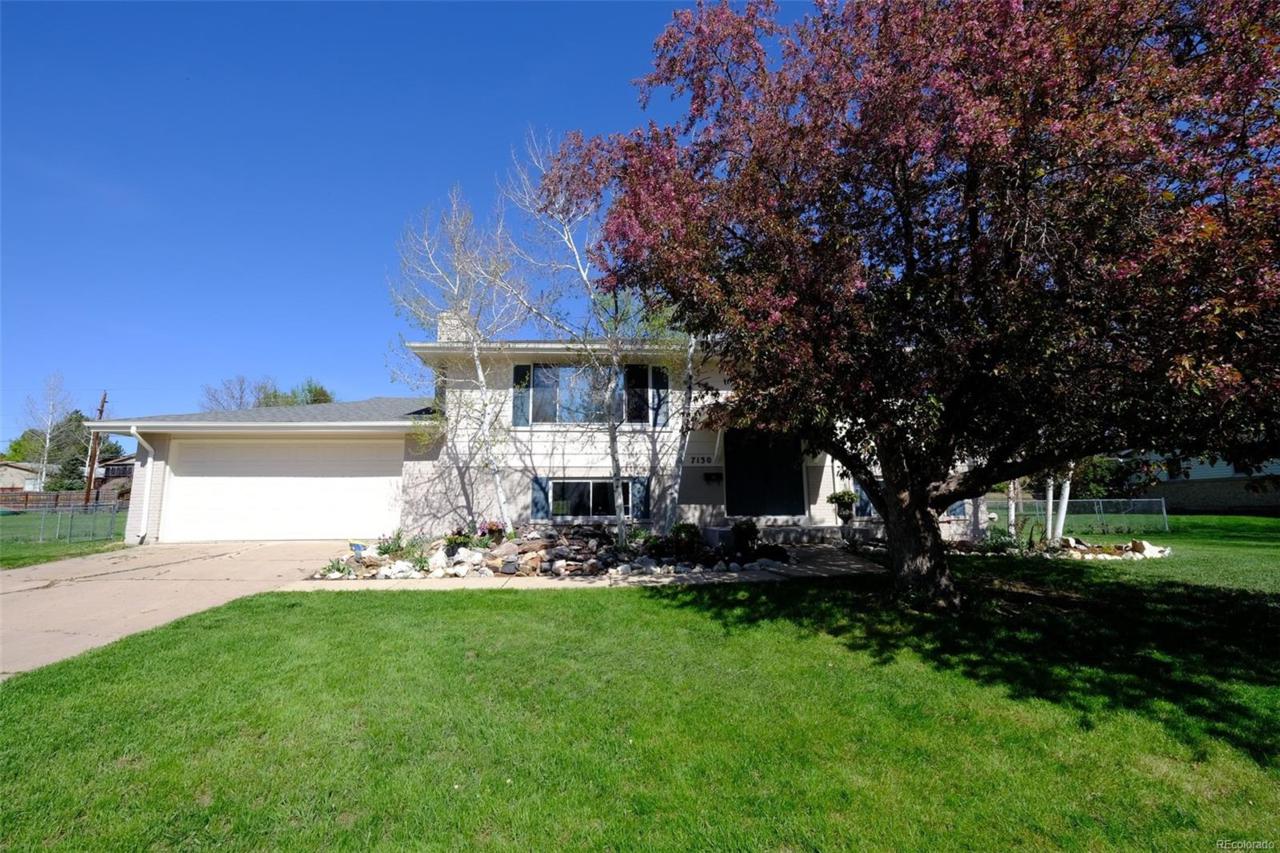 7130 Penrose Court - Photo 1