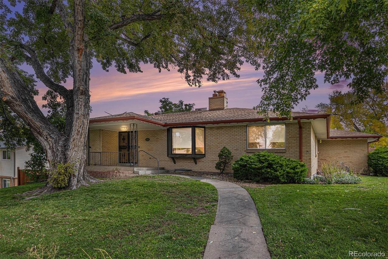 3906 Hoyt Court - Photo 1