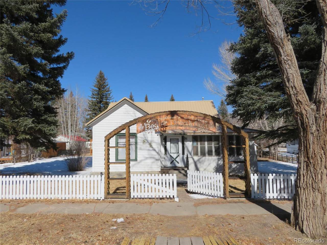 620 Christy Avenue - Photo 1
