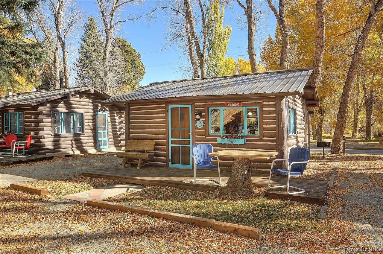 1004 Main Street - Photo 1