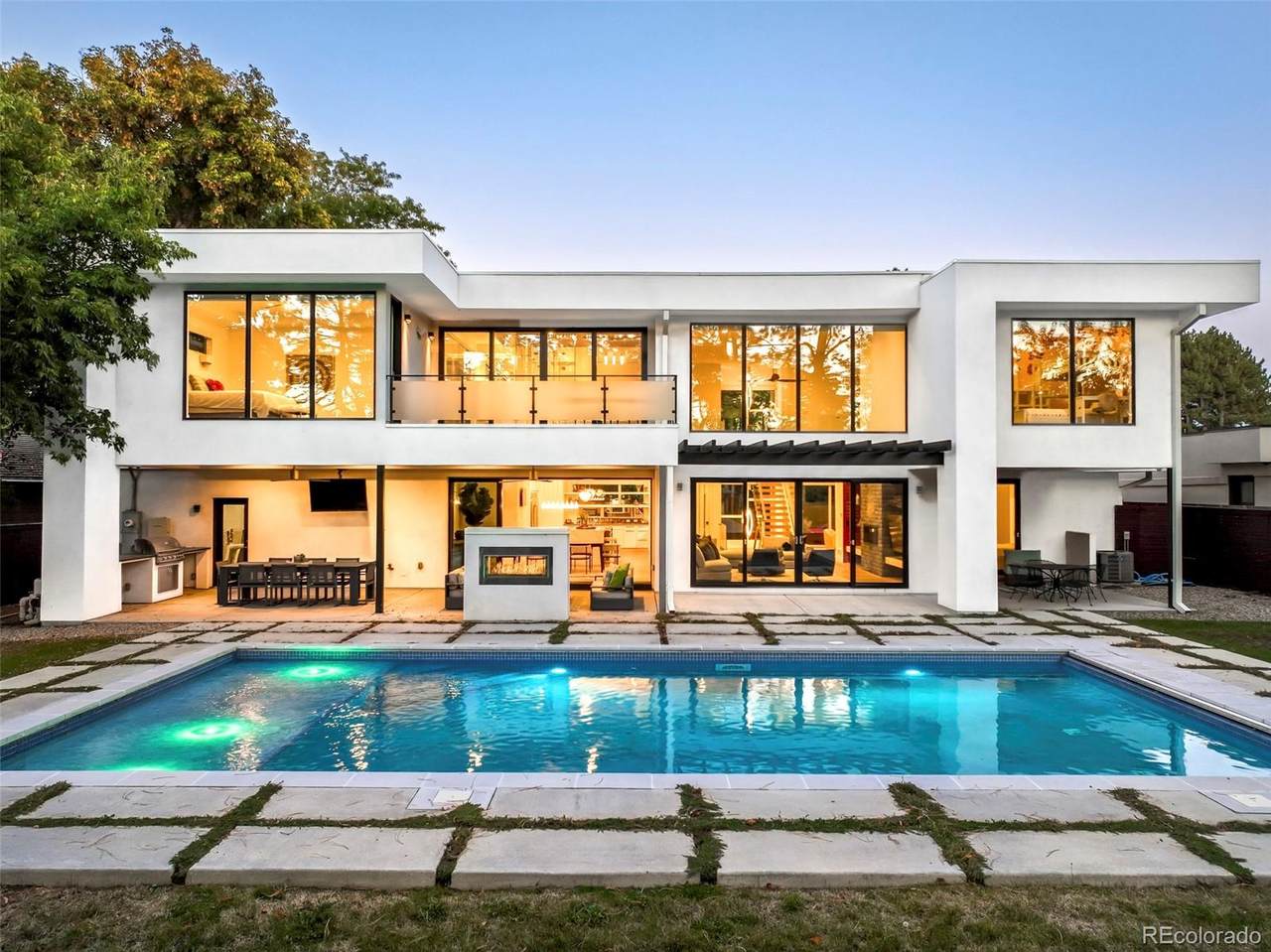 221 Forest Street - Photo 1