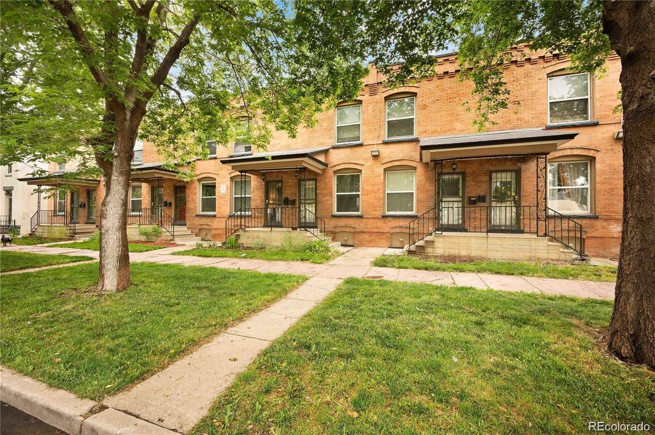 709 27th Street - Photo 1