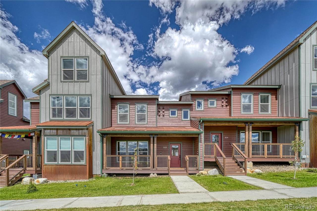 312 Mcclary Park - Photo 1