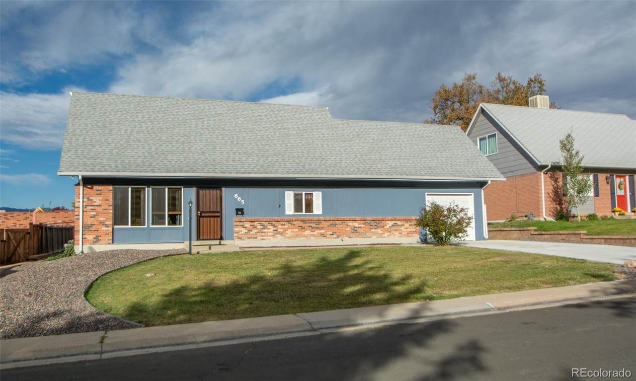 665 Quartz Way - Photo 1