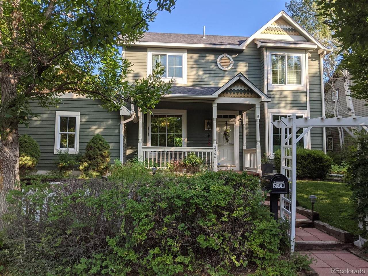 2508 Ravenwood Lane - Photo 1