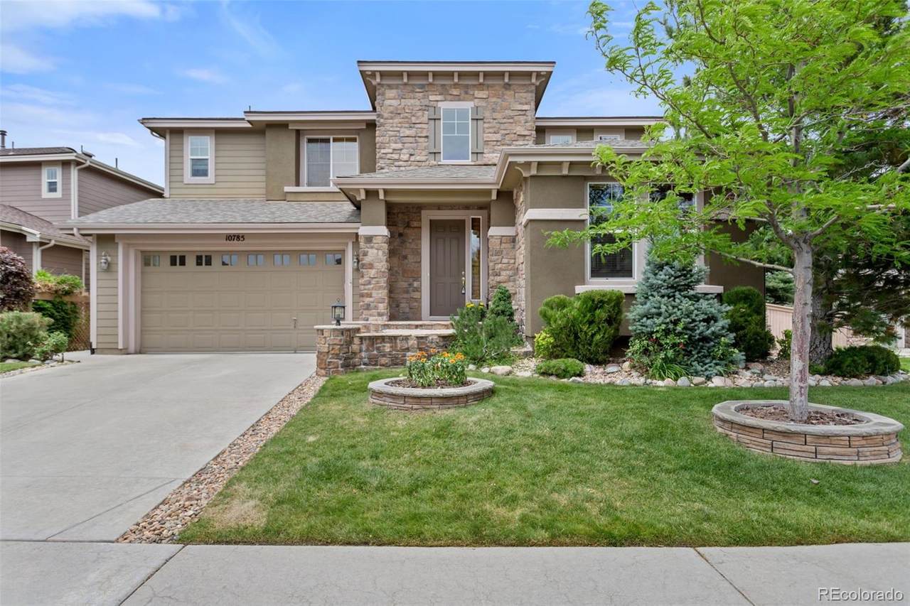 10785 Glengate Circle - Photo 1
