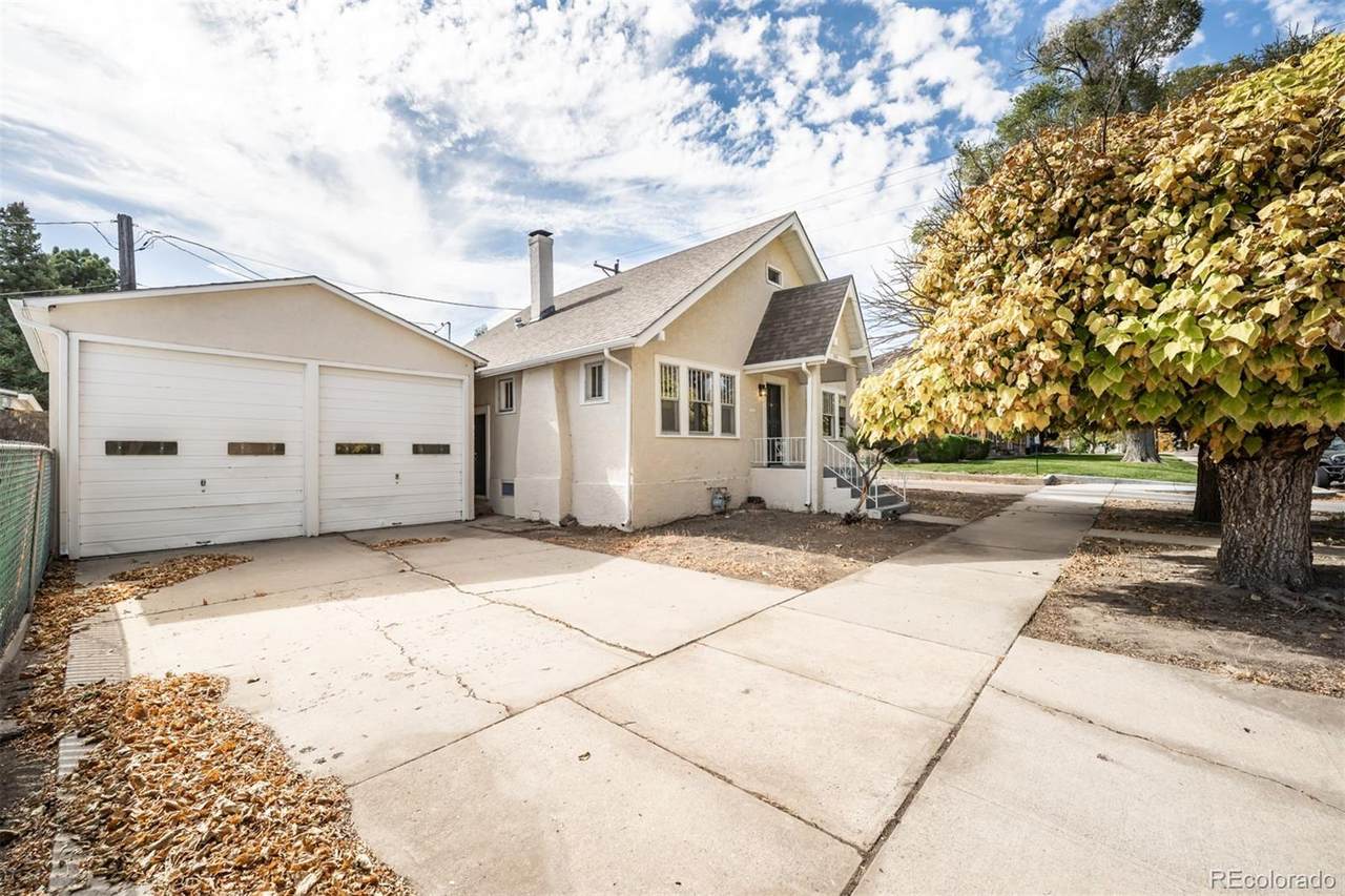 308 21st Street - Photo 1