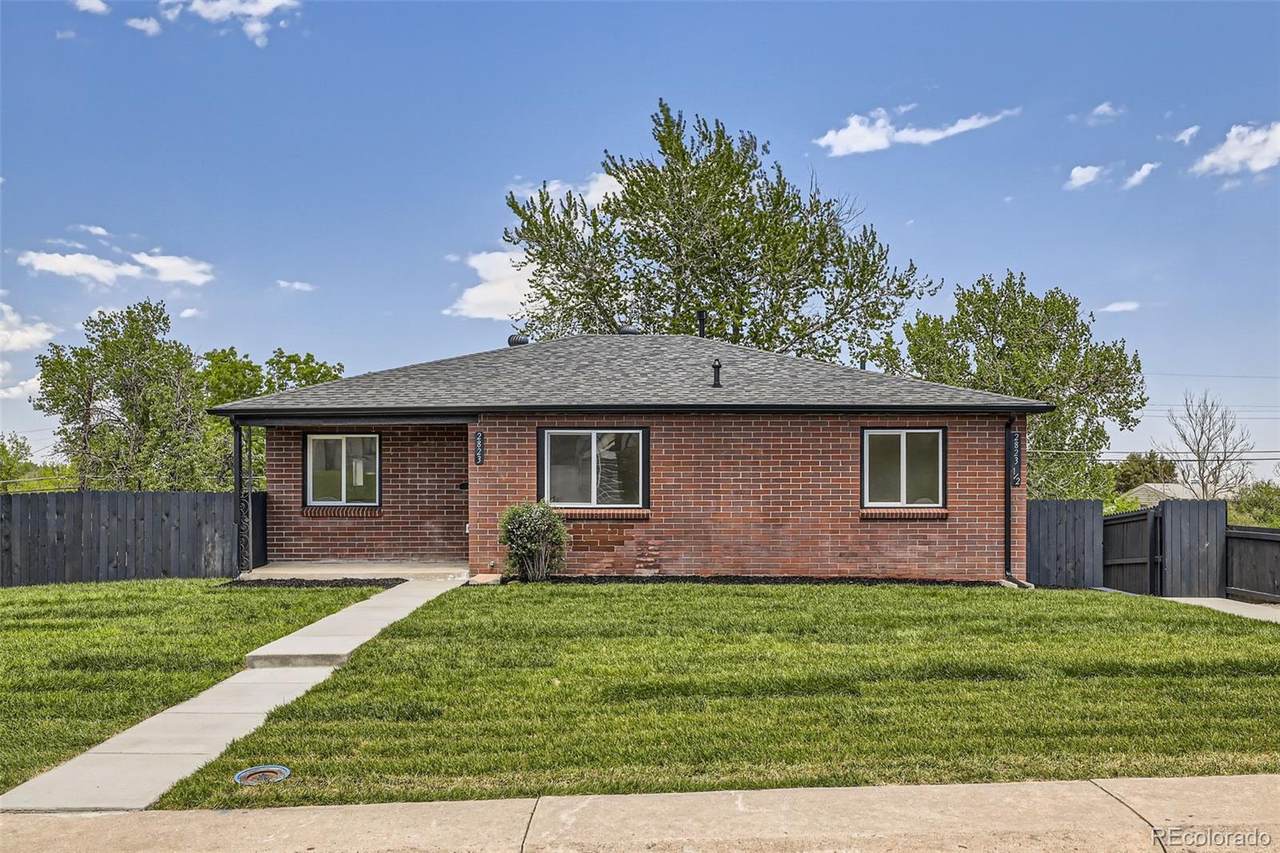 2823 Archer Place - Photo 1