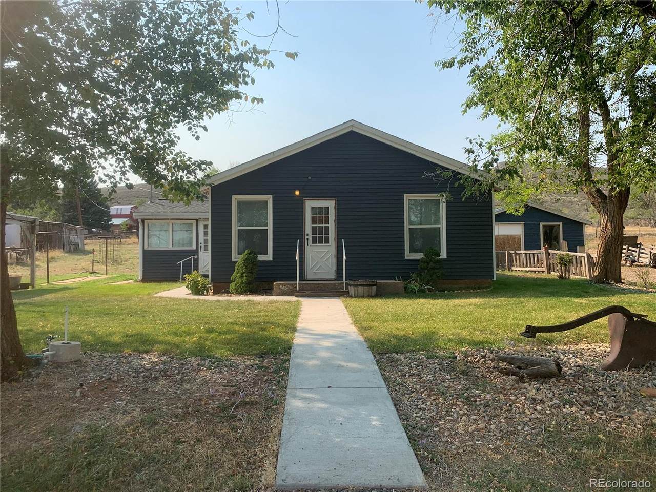 4517 County Road 54G - Photo 1