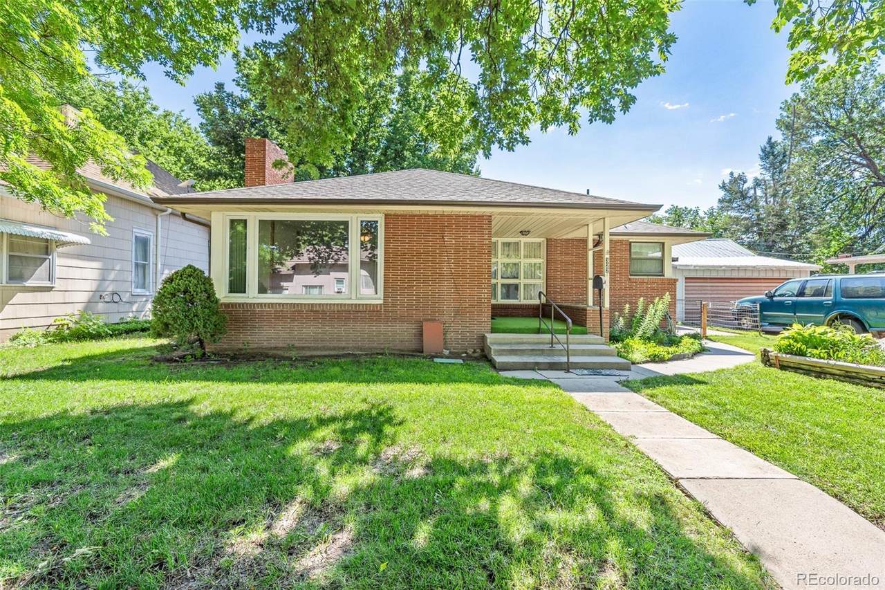 322 Emerson Street - Photo 1