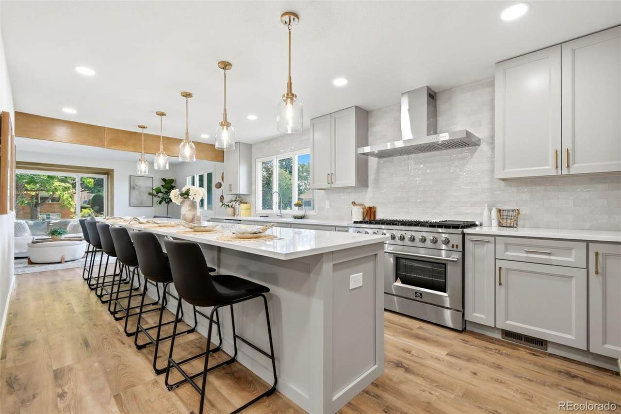 7528 Queen Circle - Photo 1